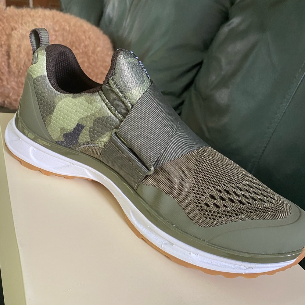 TIEM SPIN SHOES